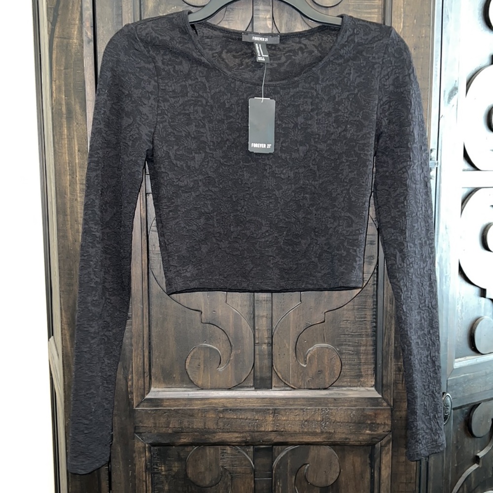 NWT Forever 21 Crop Top